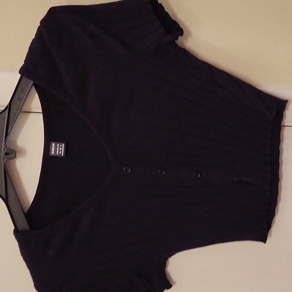 SHEIN Black Ribbed Button-Down Top